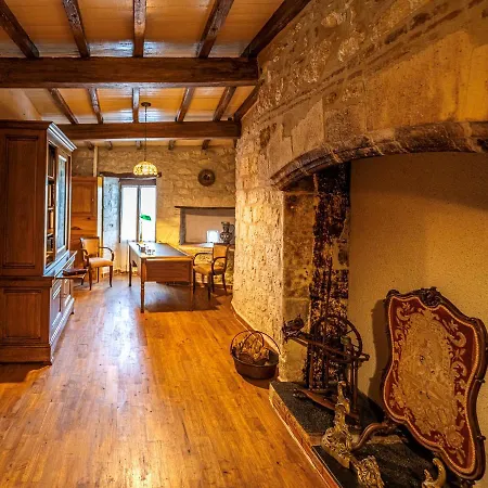 Bastide De D'agenais Guest house *