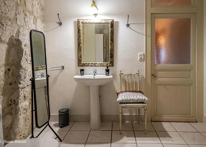 Bastide De D'agenais Πανσιόν Tournon-dʼAgenais