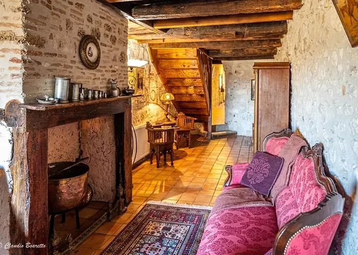 Πανσιόν Bastide De D'agenais 4*