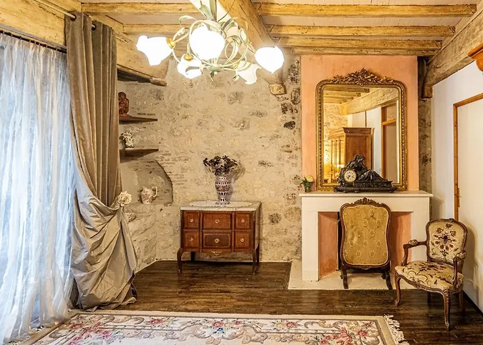 Πανσιόν Bastide De D'agenais 4*